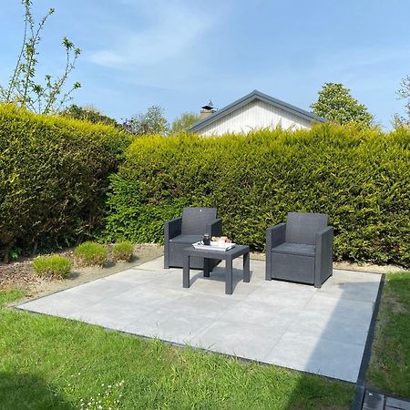 Bungalow Scheldezicht In Zeeland Dicht Bij Zee Scherpenisse Esterno foto
