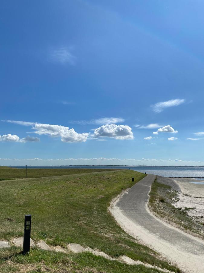 Bungalow Scheldezicht In Zeeland Dicht Bij Zee Scherpenisse Esterno foto